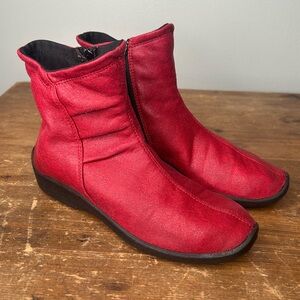 Arcopedico L19 Ankle Boot Size 38 Cherry US Size 7-7.5